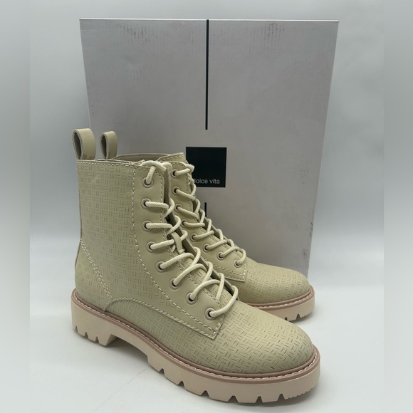 Dolce Vita Piker Ivory Perforated Stella Combat Boots Size 6.5 NIB - Picture 11 of 11